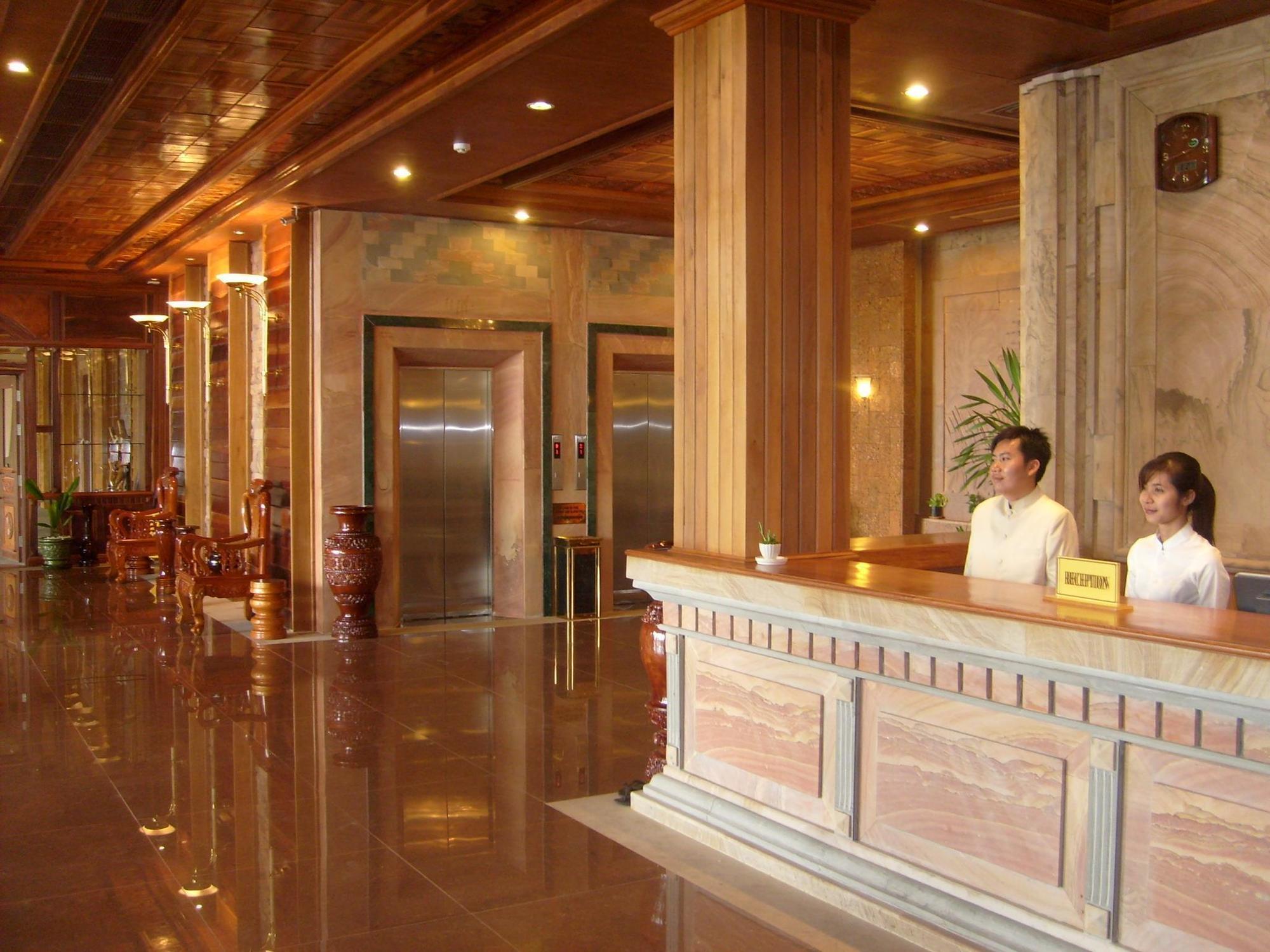 Blue River Hotel プノンペン エクステリア 写真
