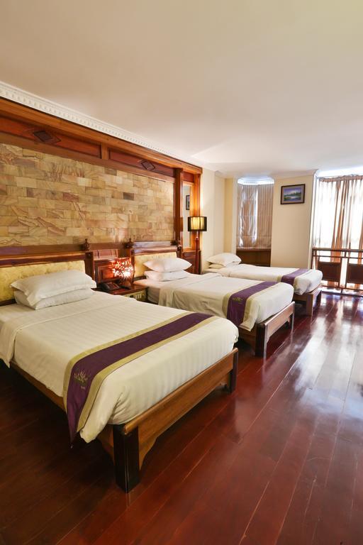 Blue River Hotel プノンペン エクステリア 写真