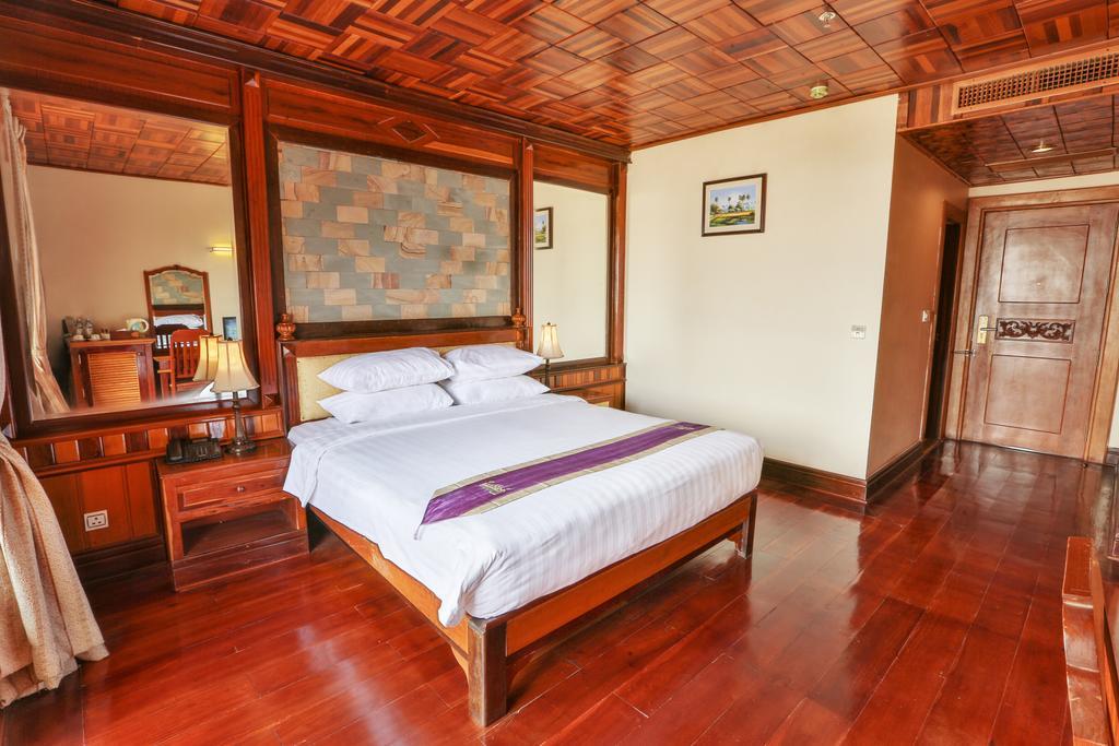 Blue River Hotel プノンペン エクステリア 写真