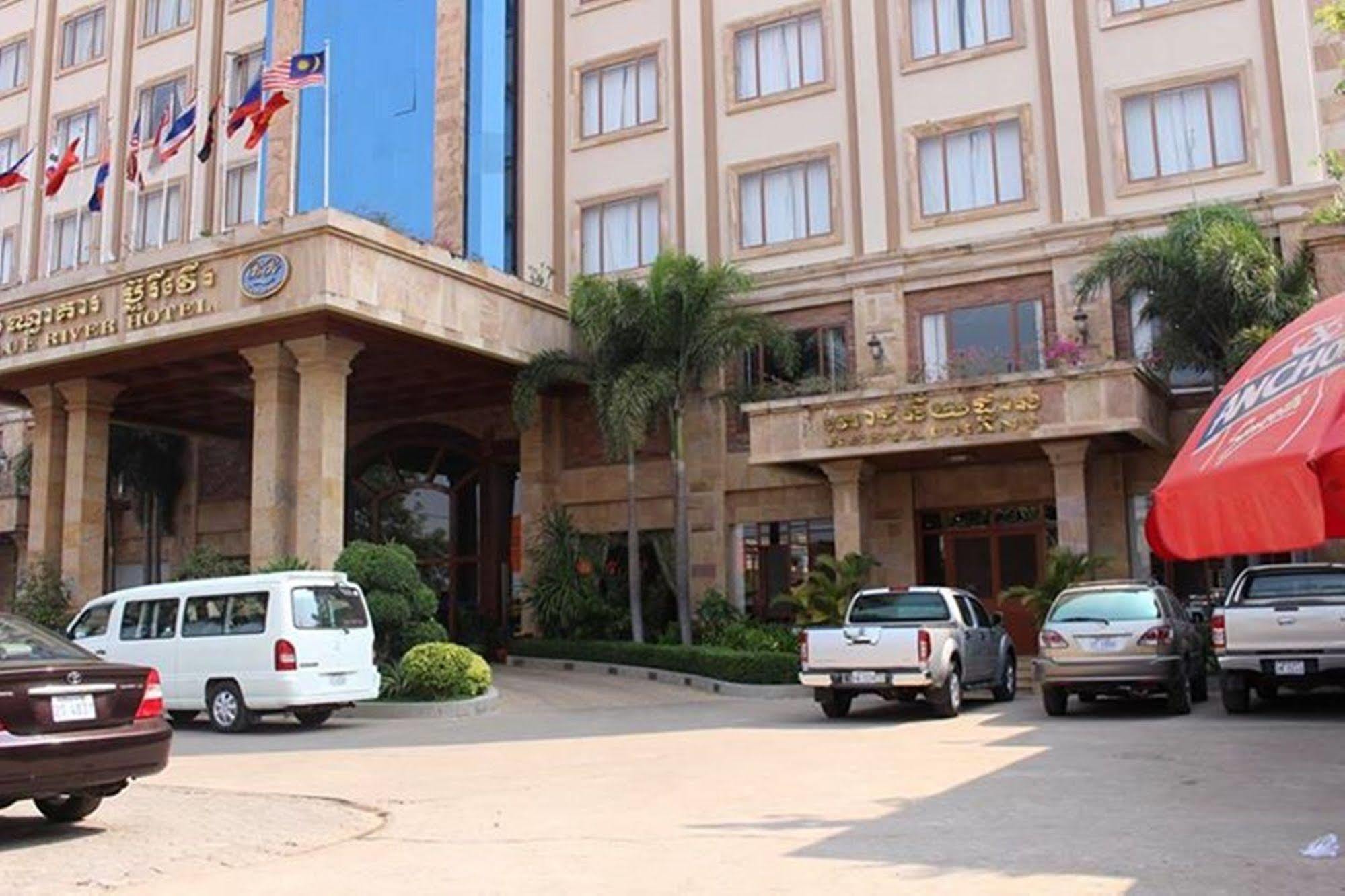 Blue River Hotel プノンペン エクステリア 写真